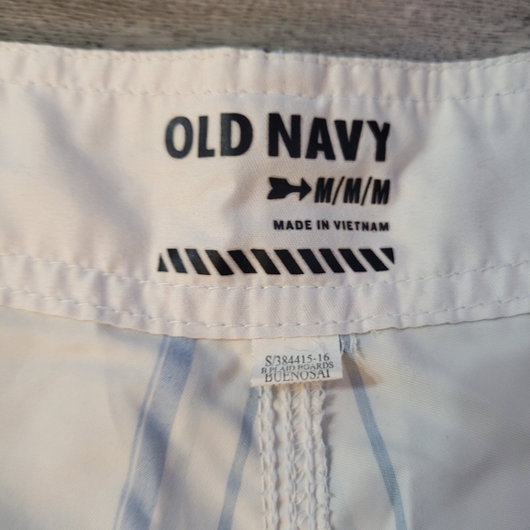 2 Pair Swimtrunks - Picture 12 of 15